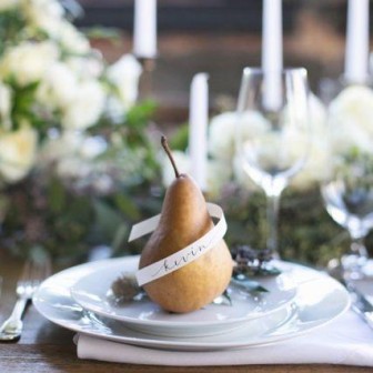 25-ways-to-incorporate-pears-into-your-fall-wedding-weddingomania-1039-int