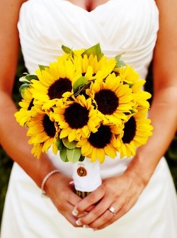 Sunflower-Wedding-Bouquet-16